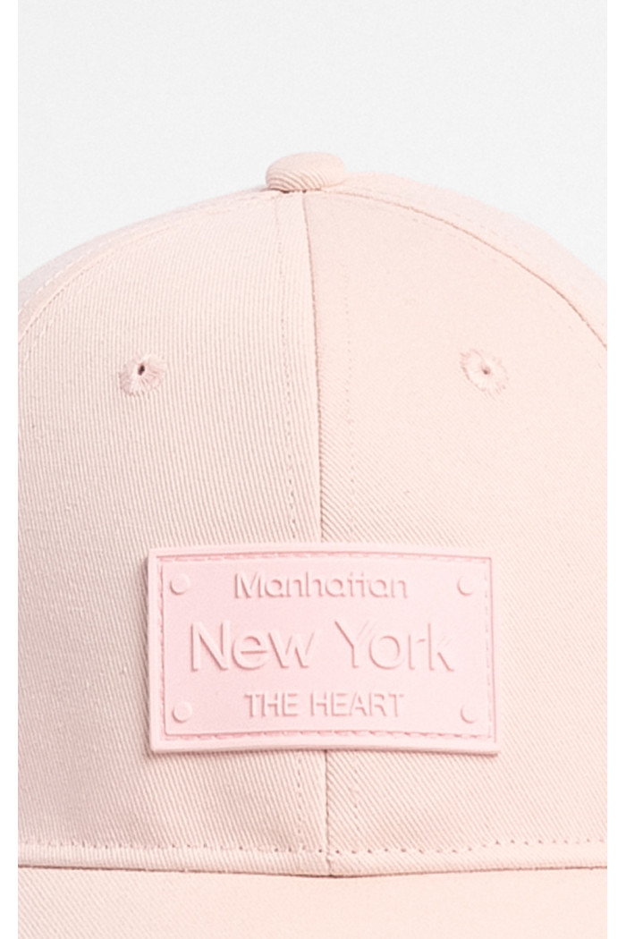 Gorra rosa polvo con rubber de "New York"