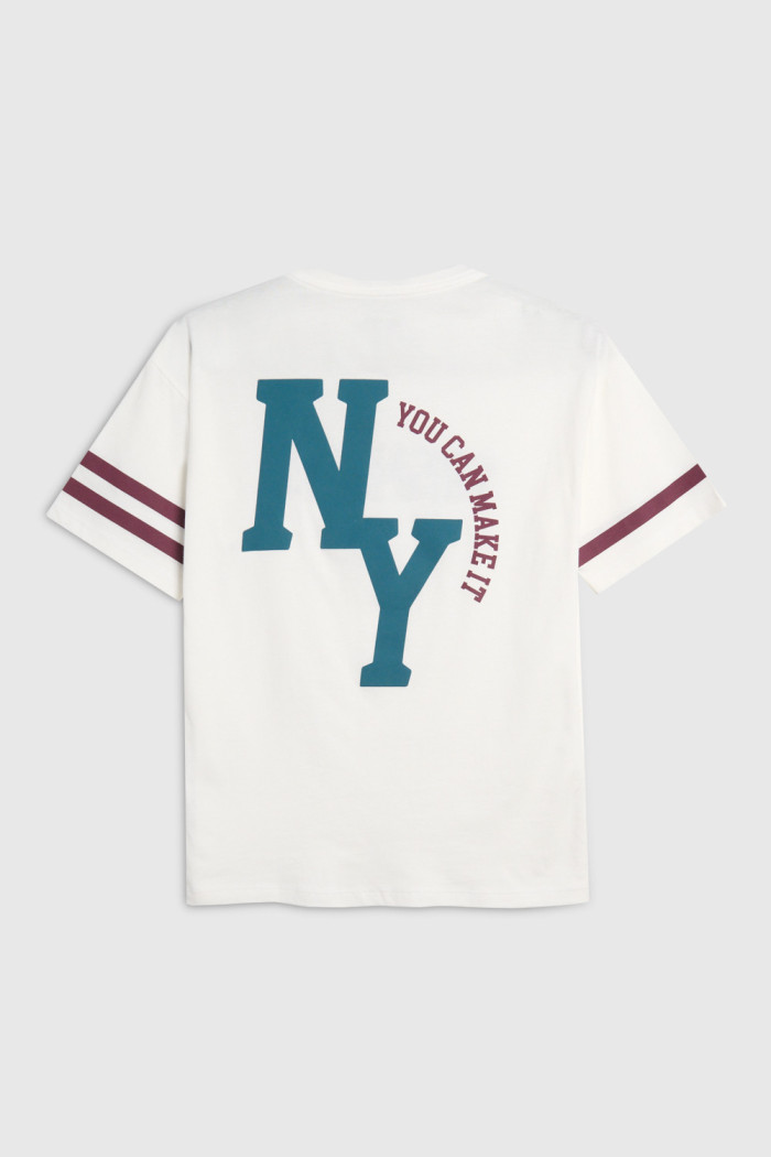 Camiseta college crema en algodón oversize cuello redondo