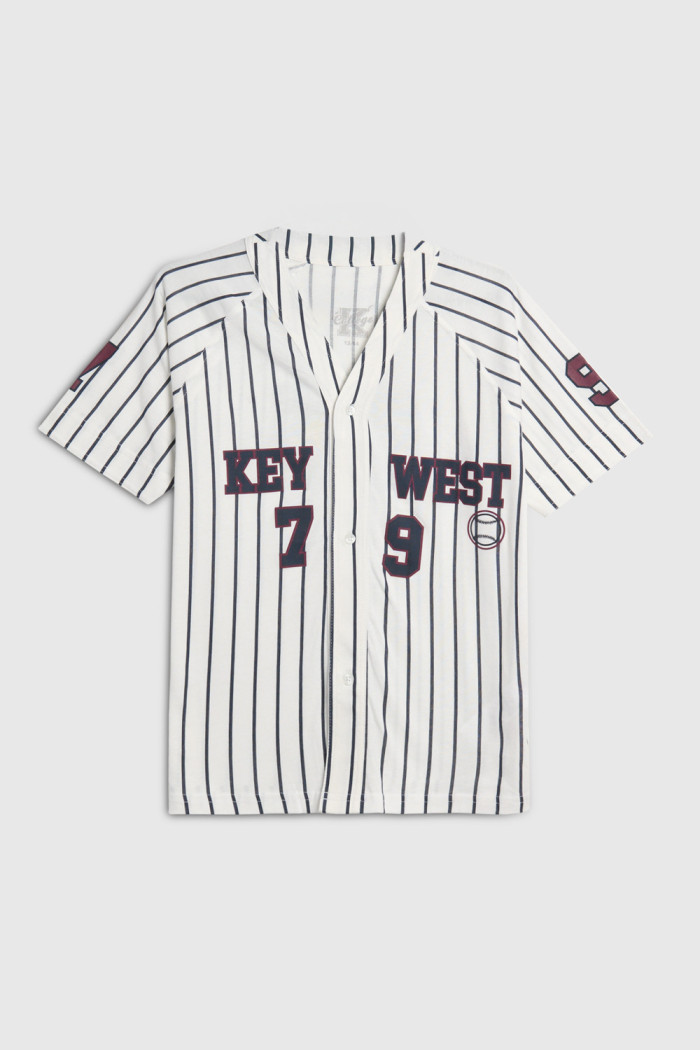 Camiseta college oversize crema con manga corta y rayas