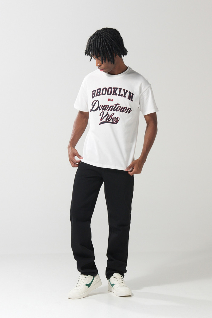 Camiseta college de Brooklyn crema manga corta