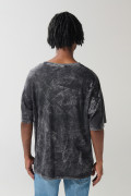 Camiseta oversize manga corta gris tie dye de Green Day
