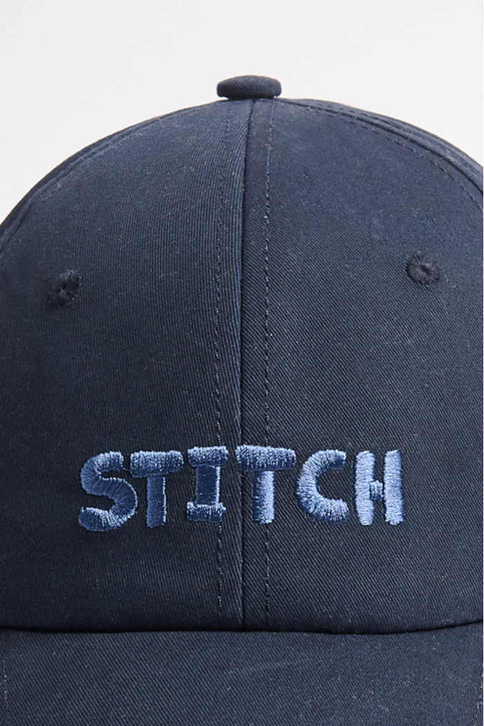 Cachucha beisbolera de Lilo & Stitch azul intensa