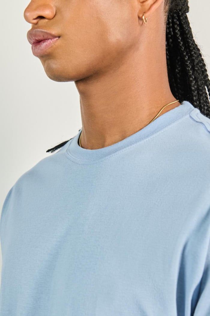 Camiseta manga corta unicolor con para hombre cuello redondo básica.