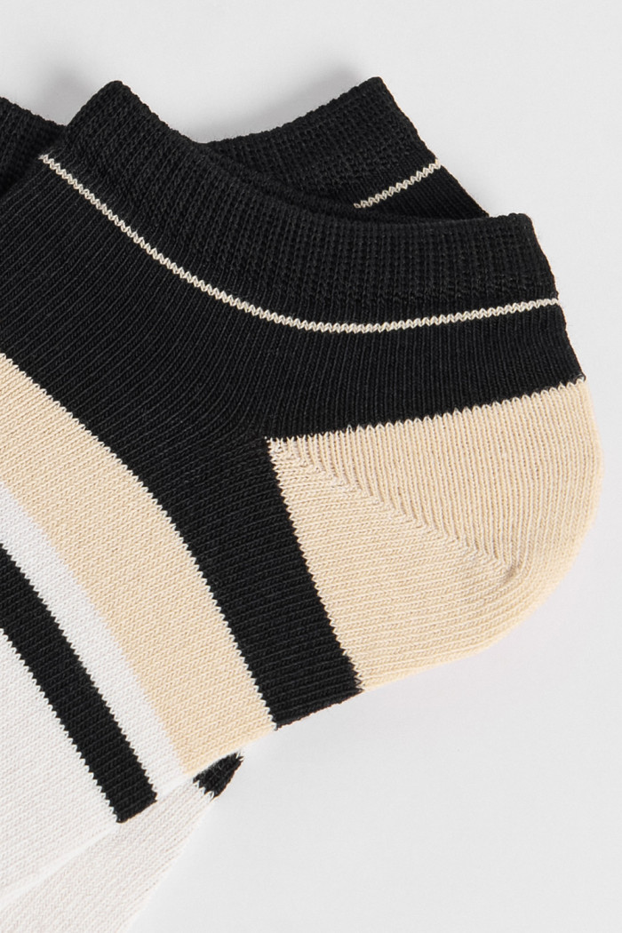 Medias tobilleras con diseño en jacquard