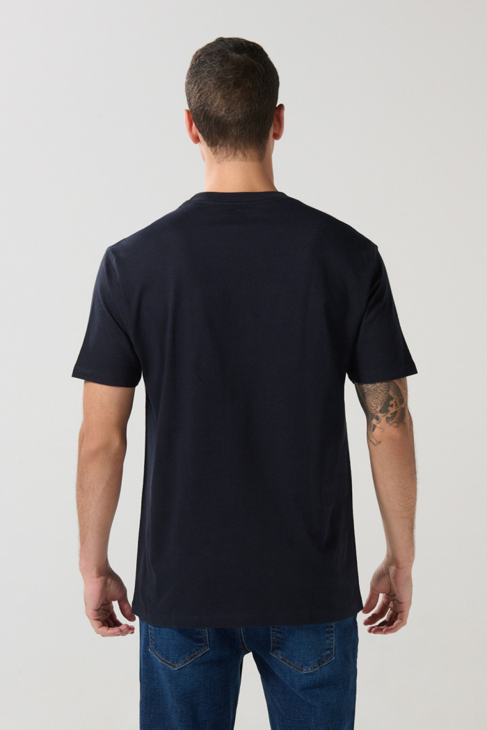 Camiseta manga corta unicolor con para hombre cuello redondo básica.