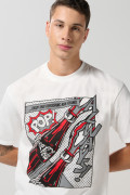 Camiseta cuello redondo crema con arte de Coca-Cola
