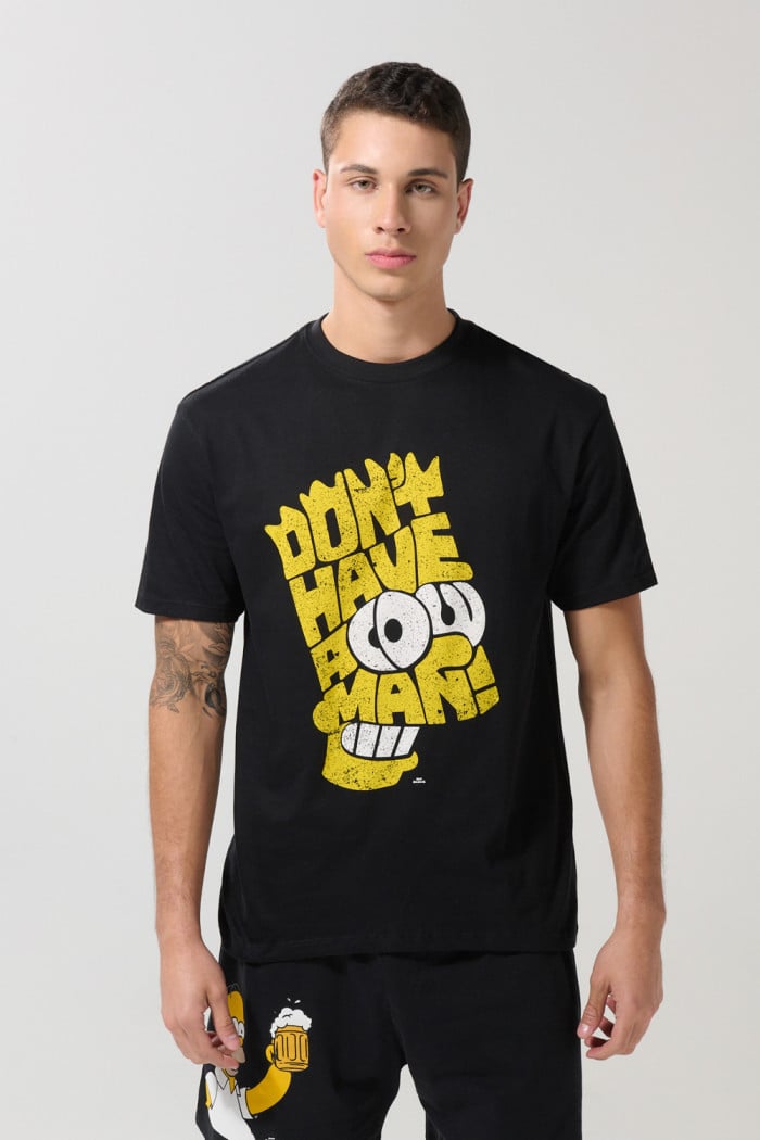 Camiseta negra con arte de The Simpsons y manga corta