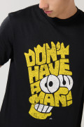 Camiseta negra con arte de The Simpsons y manga corta