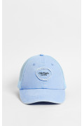 Gorra tipo Trucker en azul claro con lavado
