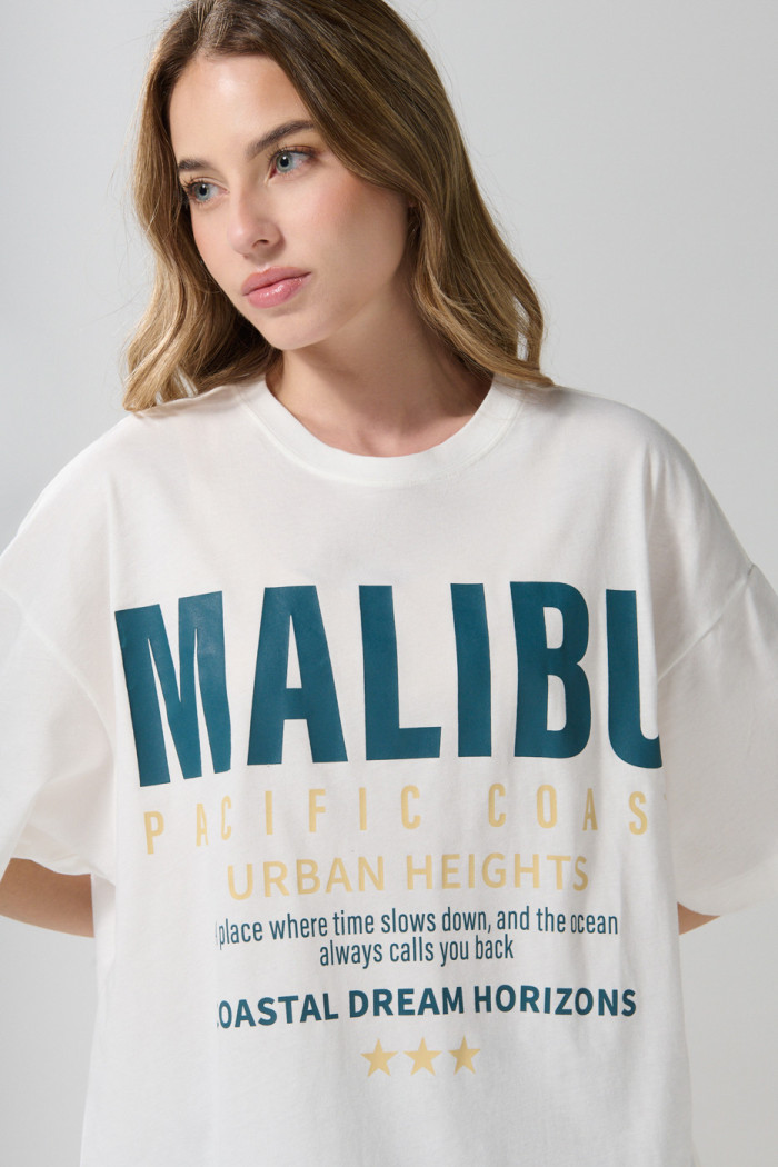 Camiseta femenina fit super oversize manga corta
