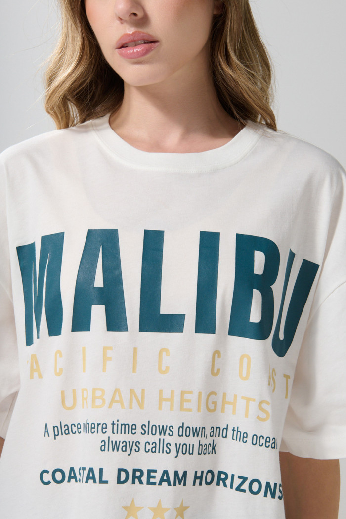 Camiseta femenina fit super oversize manga corta