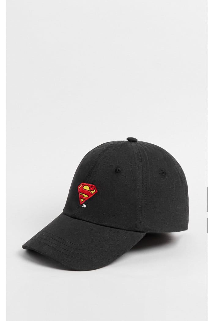 Cachucha sin refuerzo, unicolor, cierre plástico, bordado en frente en pieza, Licencia Super Man, DC Comics.