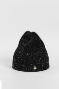 Gorro beanie trenzado en colores surtidos.