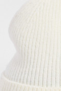 Gorro beanie, crema con lazo en piedras brillantes