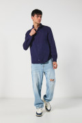 Camisa unicolor manga larga con cuello button down