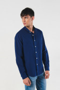 Camisa en algodón cuello nerú unicolor con botones