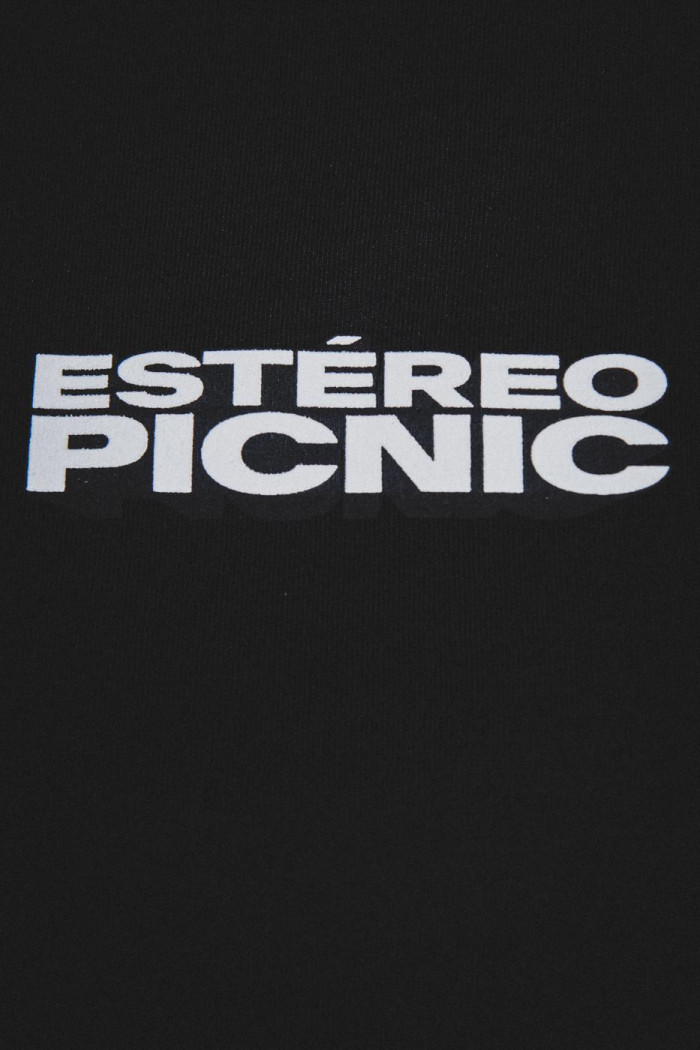 Camiseta negra manga sisa del Festival Estéreo Picnic