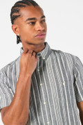 Camisa a rayas manga corta unicolor con bolsillo
