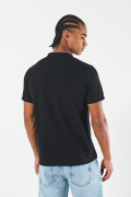 Camiseta polo unicolor con cuello nerú y texturas