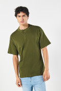 Camiseta oversize unicolor con cuello nerú en algodón
