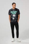 Camiseta negra tie dye manga corta con arte de Green Day