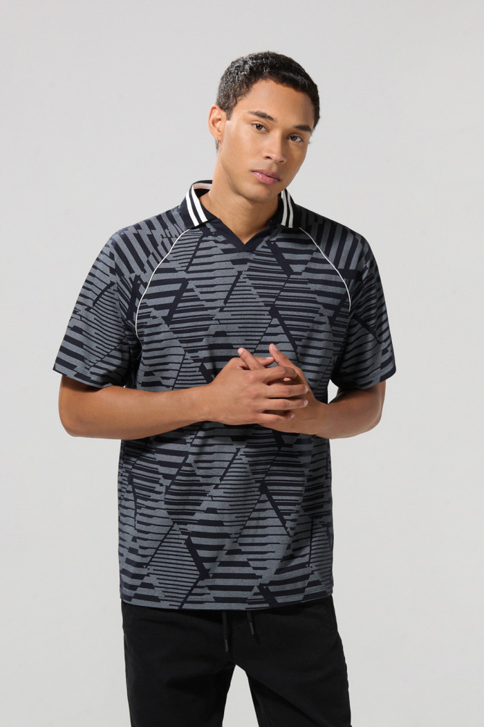 Camiseta oversize azul intensa college con manga ranglan