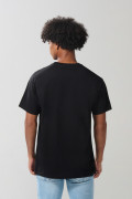 Camiseta unicolor en algodón con cuello redondo