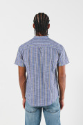 Camisa gris oscura cuello nerú con rayas y botones