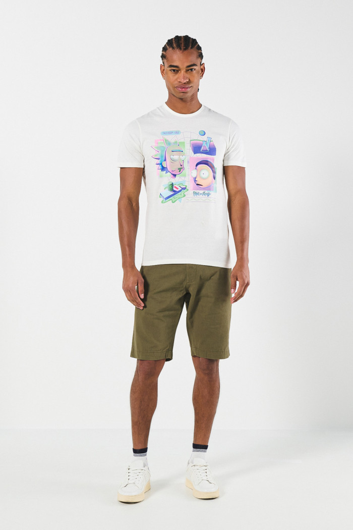 Camiseta de Rick and Morty crema con cuello redondo
