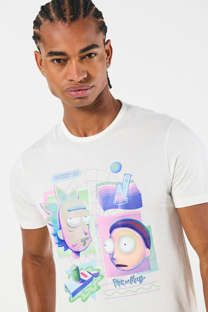 Camiseta de Rick and Morty crema con cuello redondo