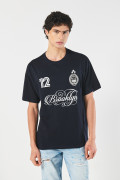 Camiseta azul oversize con arte college y manga corta