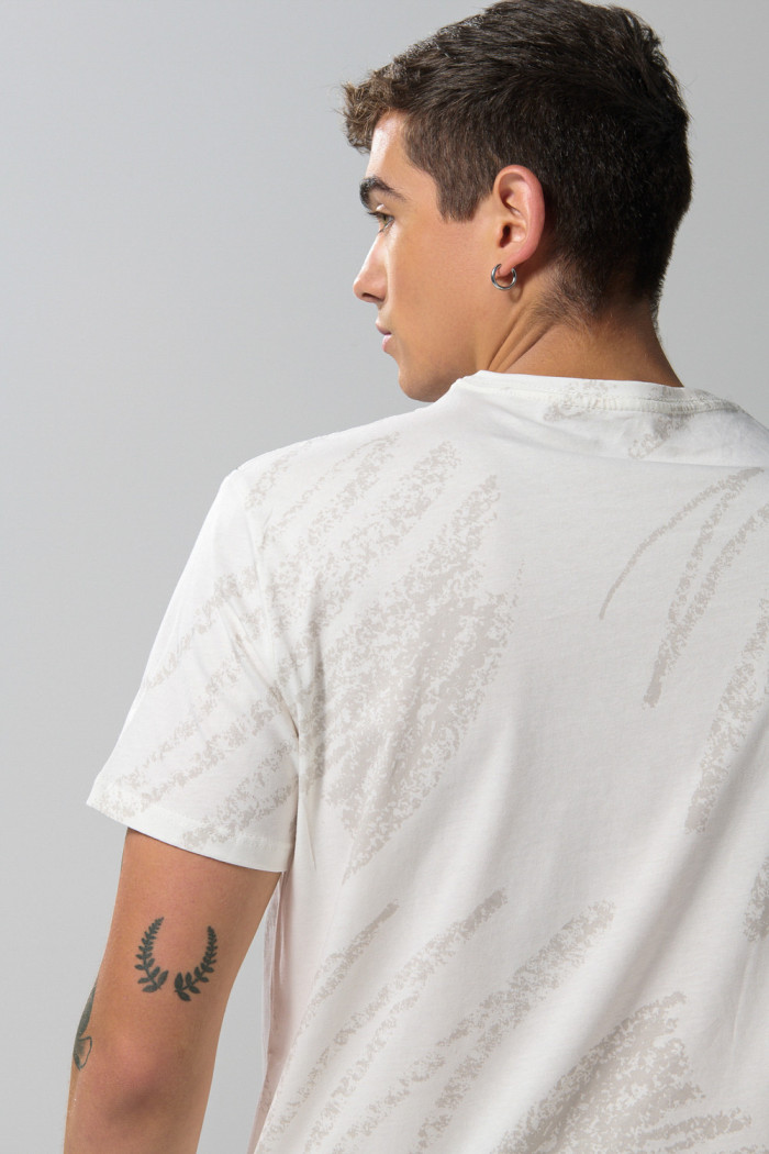 Camiseta crema clara en algodón cuello redondo