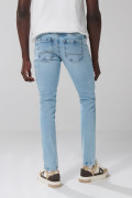 Jean ajustado skinny tiro bajo con bolsillos azul claro