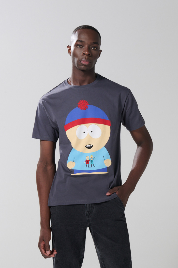 Camiseta gris intensa de South Park manga corta