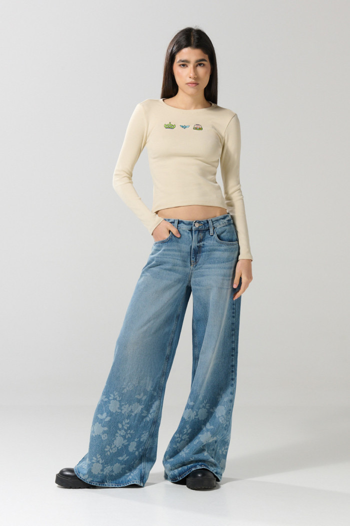 Camiseta kaki clara manga larga ajustada en rib