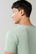 Camiseta ajustada en viscosa unicolor con cuello redondo