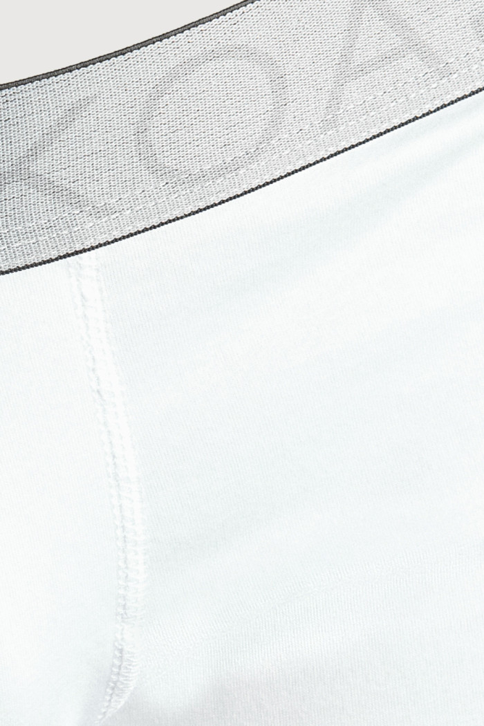 Bóxer blanco brief-medio en algodón con costuras planas