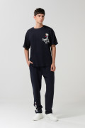 Camiseta de Snoopy azul intensa con cuello redondo