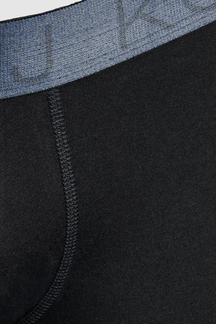 Bóxer azul intenso brief-medio en algodón