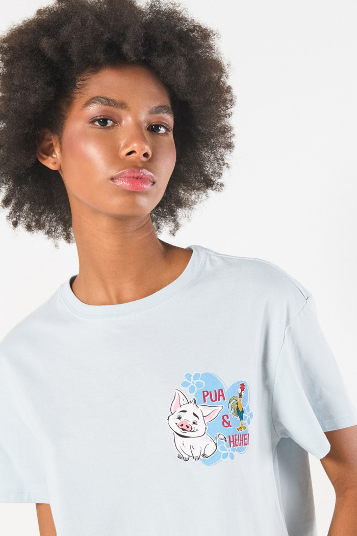 Camiseta azul clara crop top con diseño de Moana