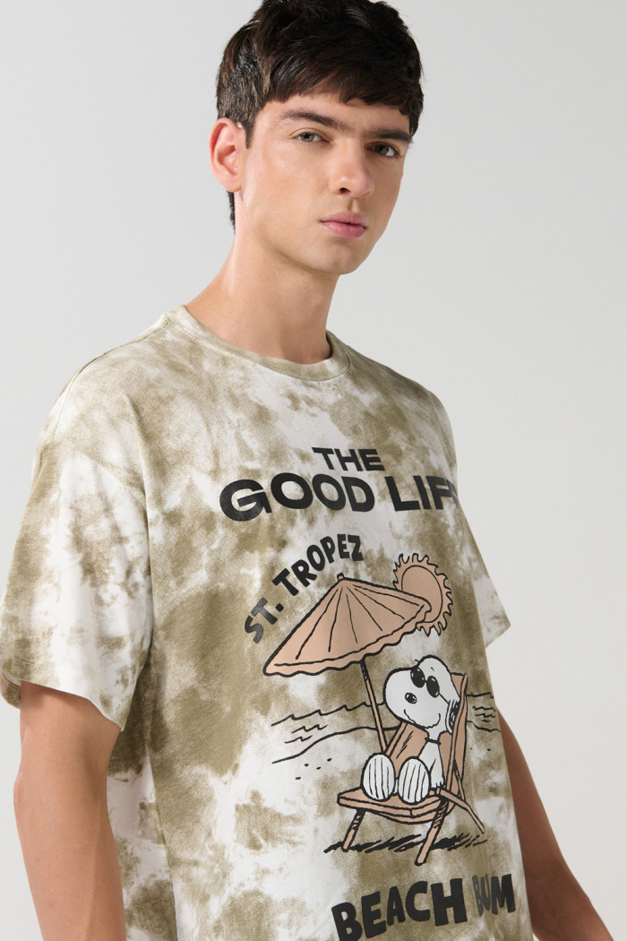 Camiseta oversize crema tie dye de Snoopy manga corta
