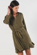 Vestido corto café oscuro con manga 3/4 y cinturón