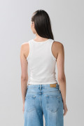 Camiseta manga sisa unicolor ajustada con texturas