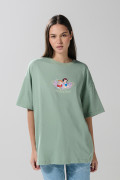 Camiseta oversize verde manga corta de Blanca Nieves