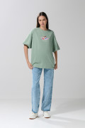 Camiseta oversize verde manga corta de Blanca Nieves