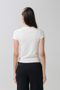 Camiseta unicolor con cuello redondo y ajuste ceñido