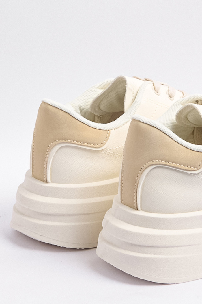 Tenis unicolores de plataforma con talones en contraste