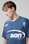 Camiseta cuello V college azul oscura oversize