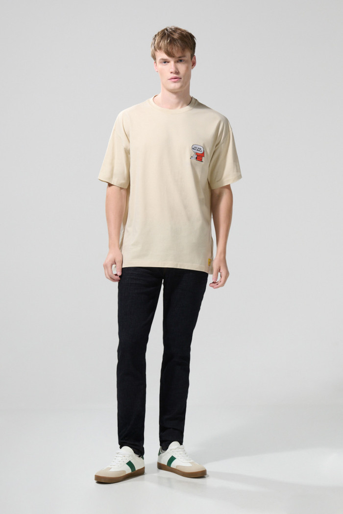 Camiseta de Snoopy kaki clara manga corta oversize