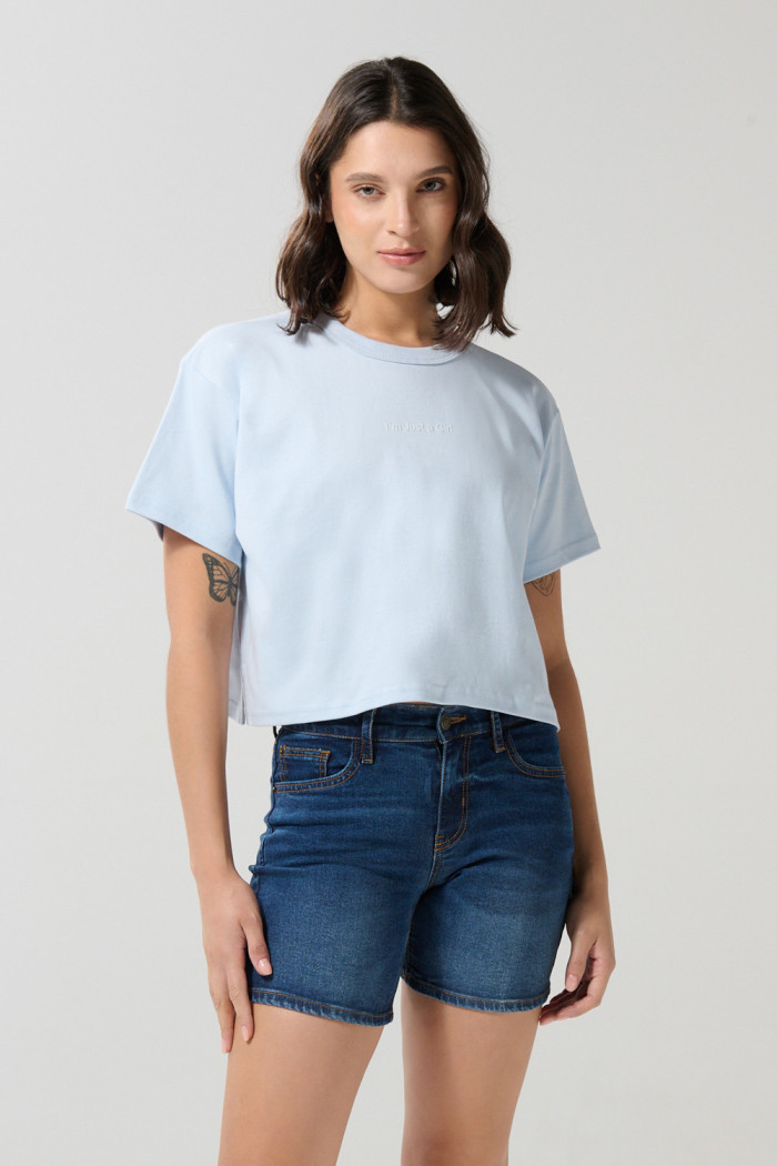 Short de jean azul oscuro tiro medio con bolsillos